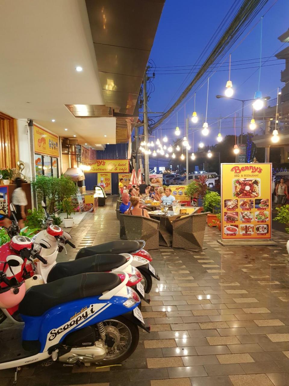 Benny'S City Hotel Sihanoukville Exterior photo