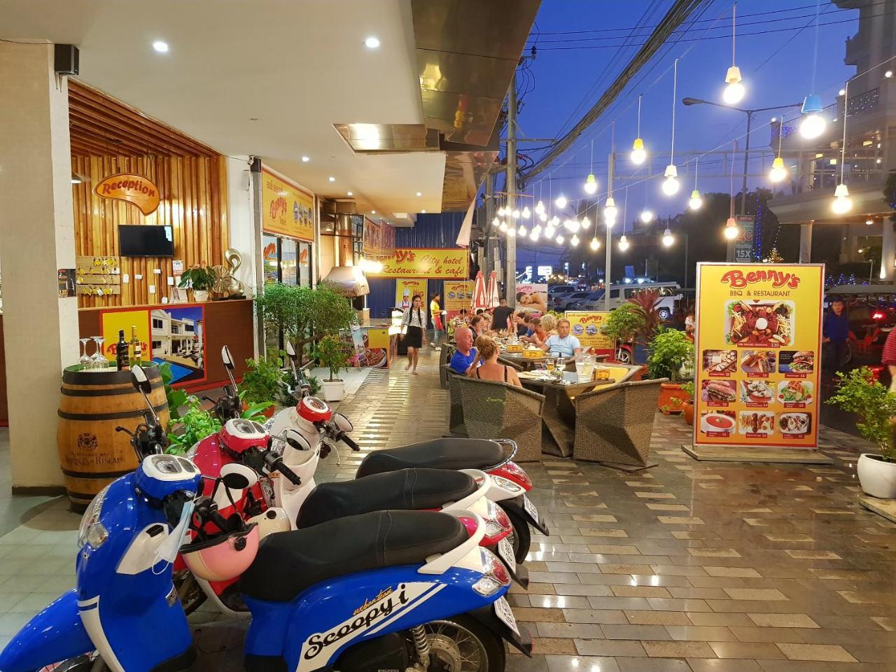 Benny'S City Hotel Sihanoukville Exterior photo
